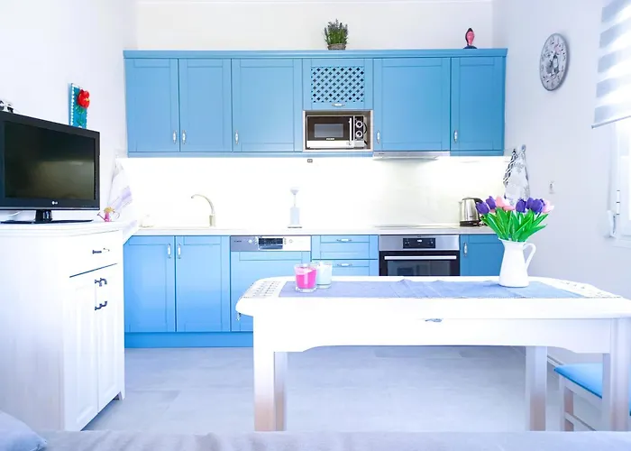 Oasis House Апартаменты